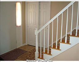 5th image of 164 Pheasant Dr