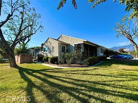 4 bed, 1824 sqft, $3,750 — Photo 3