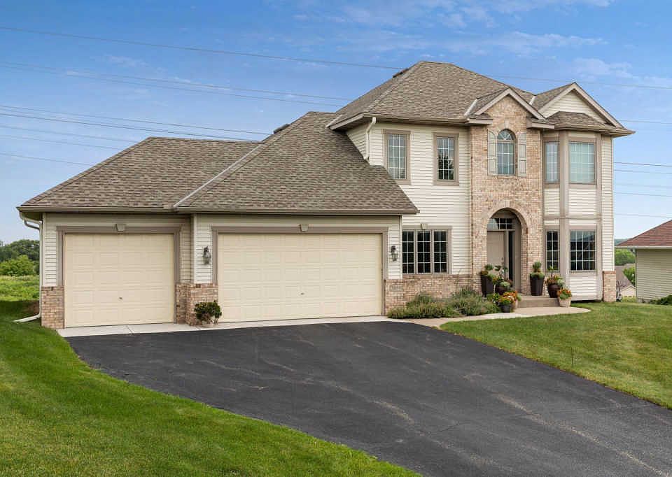 1st image of 3059 Carey Heights Dr N