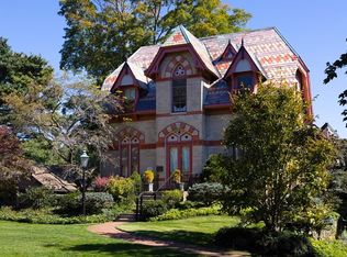 203 Islington Rd, Newton, MA 02466