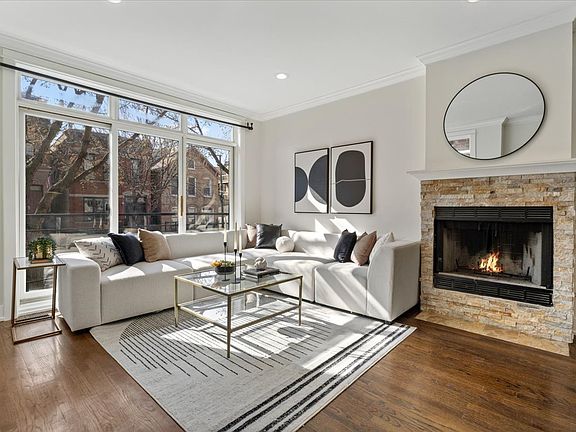 2nd image of 1642 W Julian St #1