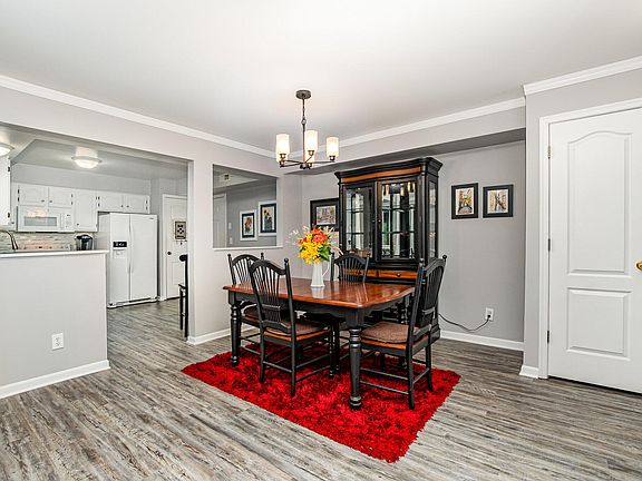 5th image of 7405 Centrecrest Ln APT F