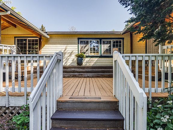 2nd image of 59364 Blueberry Ln