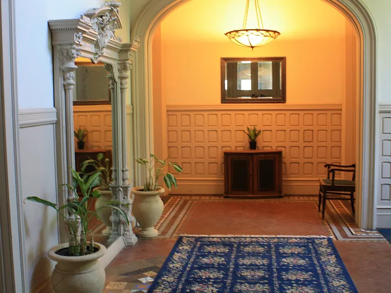 737 East Ave #11 — Photo 11