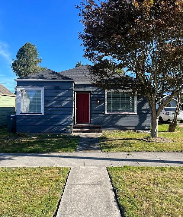 1st image of 304 Jameson St