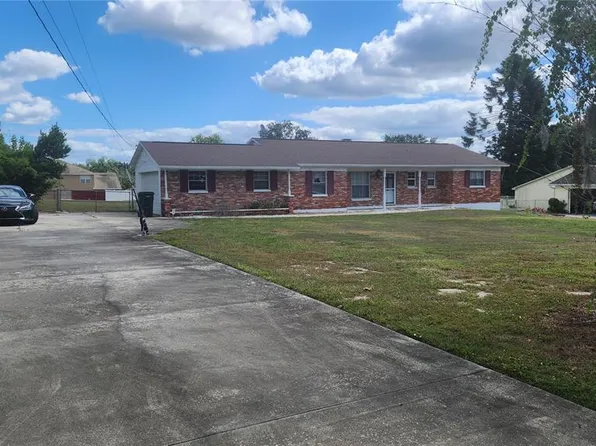 615 Lakewood Dr, Brandon, FL 33510