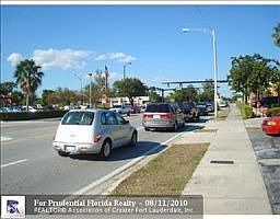 2nd image of 908 NE 4th Ave