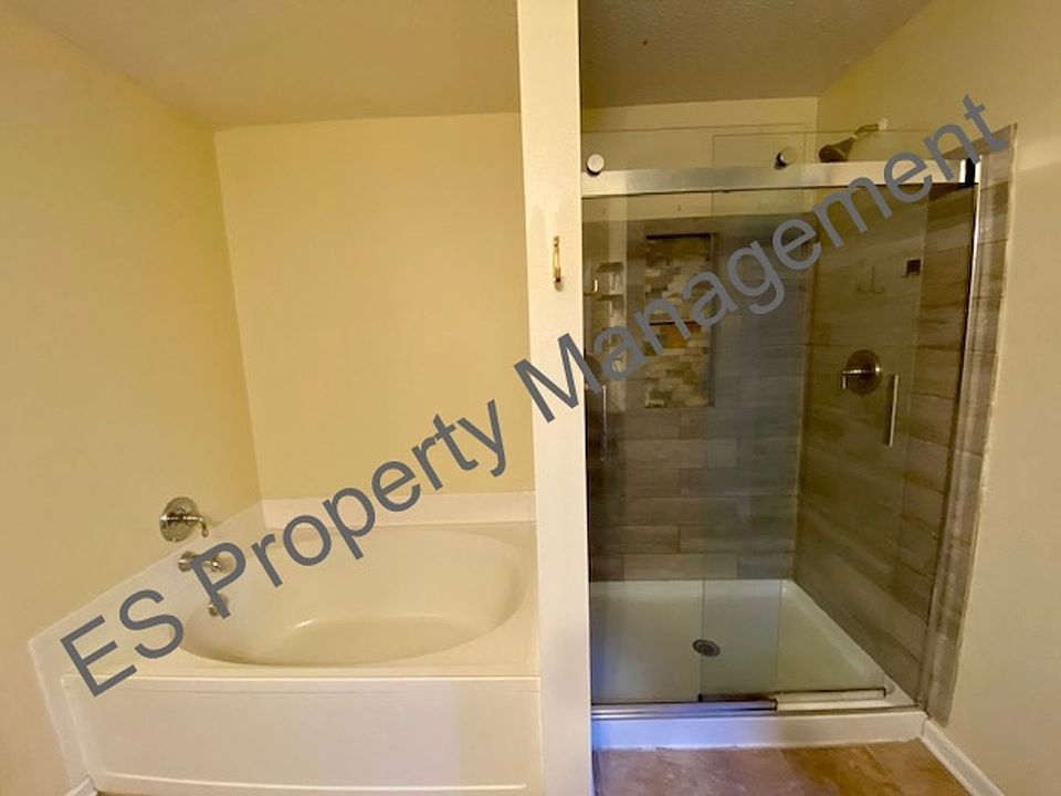 2073 Westmere Dr, Plainfield, IN 46168 Zillow