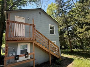 211 Spring St Unit B, Belton, MO 64012