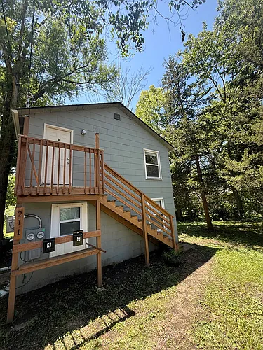 211 Spring St #B Photo 1 211 Spring St #B Photo 1