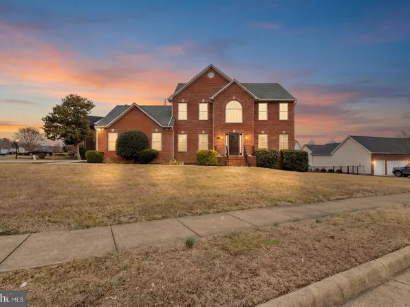 6910 Governors Grant Ln, Fredericksburg, VA 22407