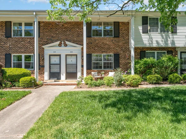 1002 Willow Dr APT 58, Chapel Hill, NC 27514