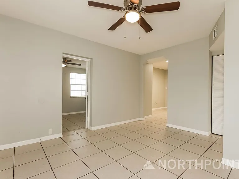 1733 W Saint Louis St — Photo 3