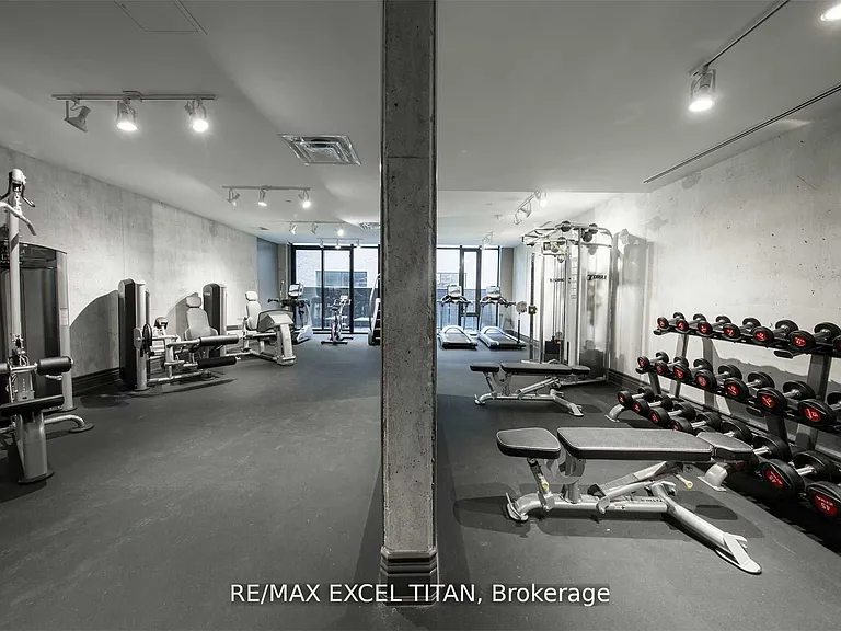 608 Richmond St W #306 — Photo 14