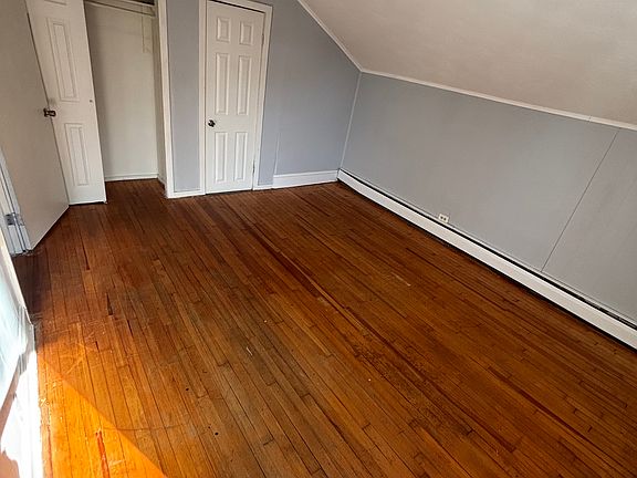 3rd image of 9 E Lawlor St Floor 2