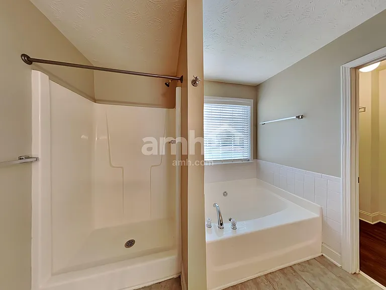 141 Bridgemill Dr — Photo 12