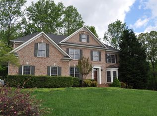 960 Blackstone Dr, Knoxville, TN 37934