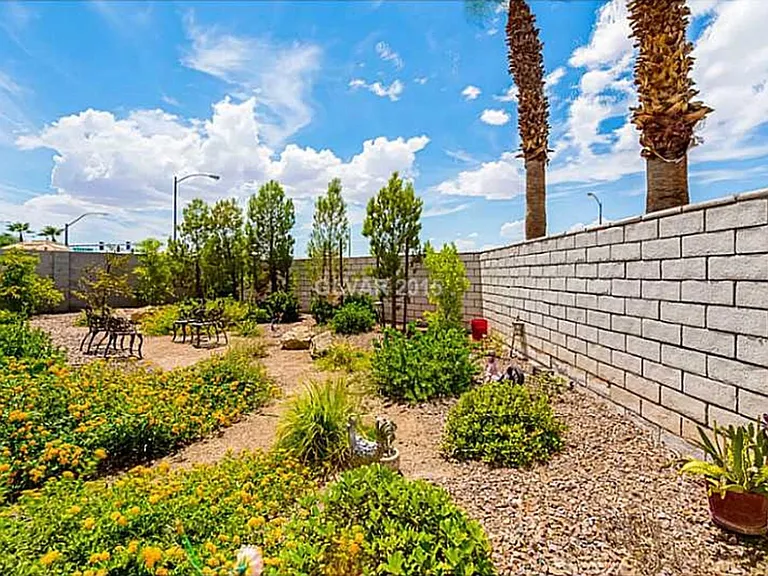 9263 Edgeworth Pl — Photo 24