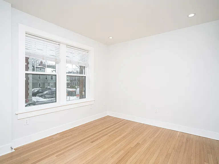 17 Forest St #4 — Photo 5