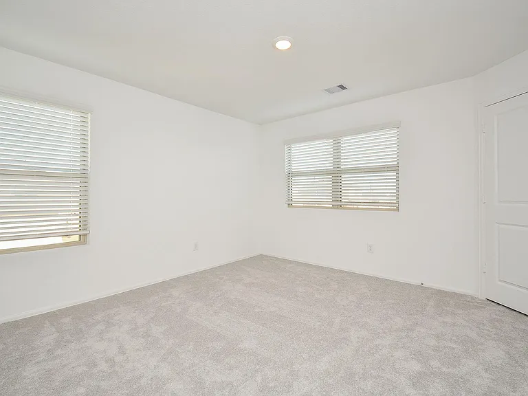 26811 Urraca Dr — Photo 16