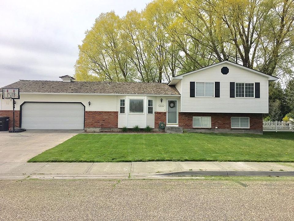 1st image of 2290 Cabellaro Dr