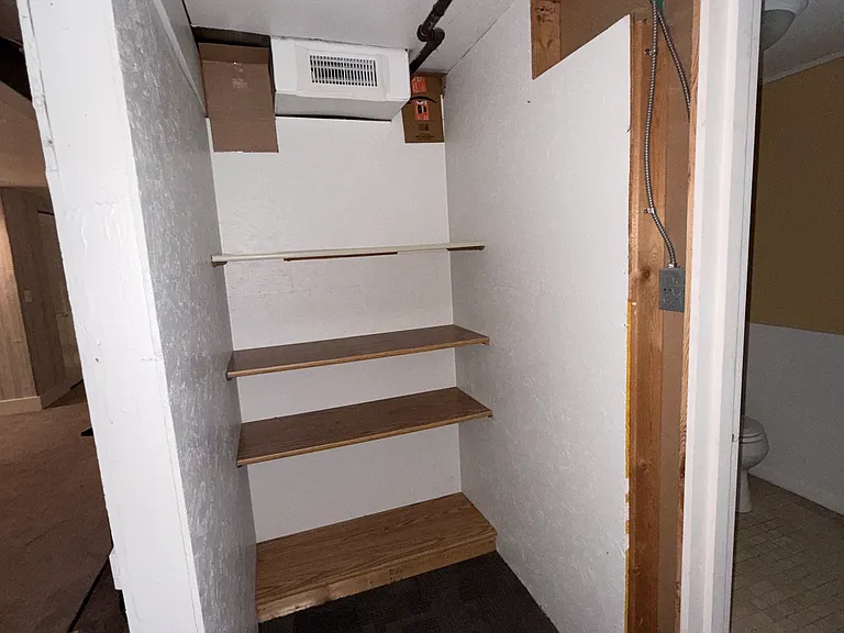 205 E Morningside Ave — Photo 19