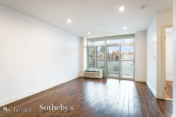 Rented by Terrace Sotheby's International Realty | media 2
