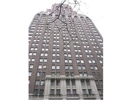 Sold by Douglas Elliman | media 22