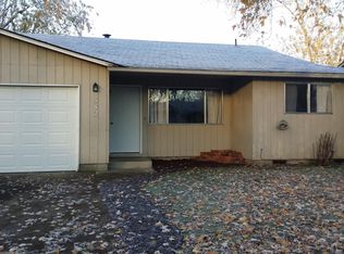 542 S 49th Pl, Springfield, OR 97478