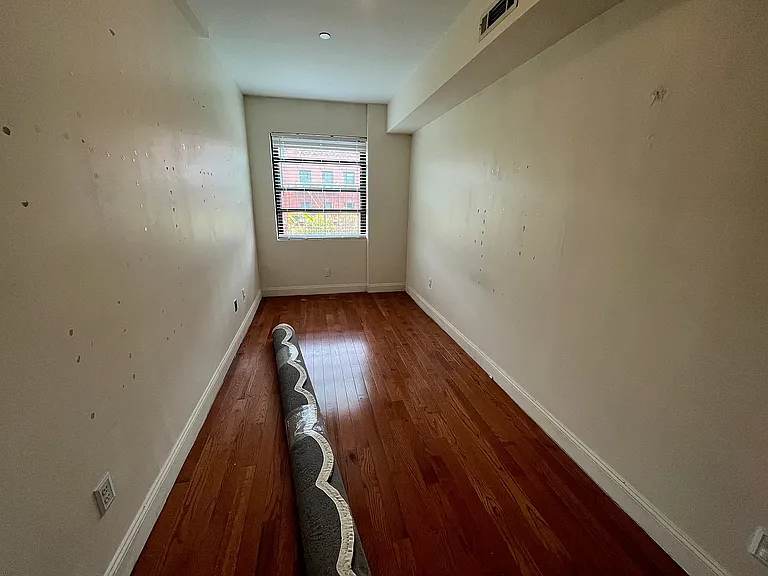 256 W 135th St #4F — Photo 6