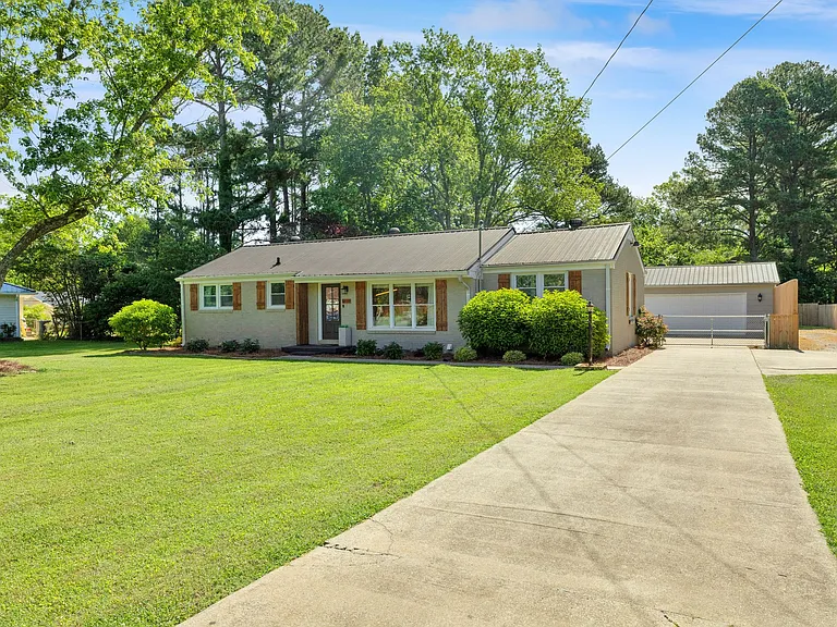 1610 Leaf Ave — Photo 3
