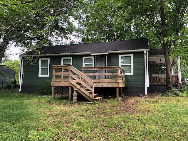 1560 Pontiac Pl SE — Photo 11