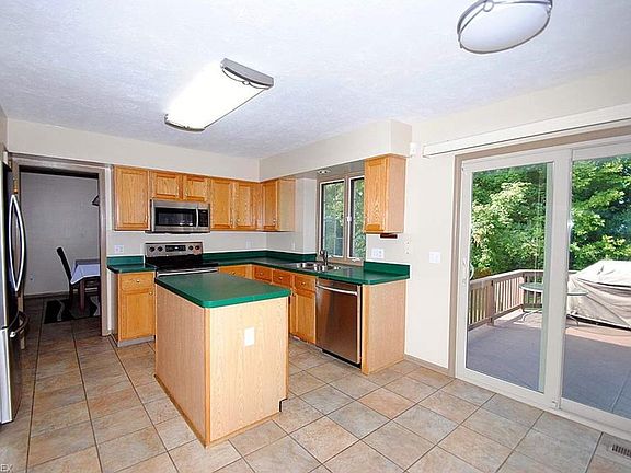 3rd image of 2165 White Marsh Dr