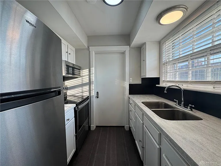 2515 Shafor Blvd #4 — Photo 10