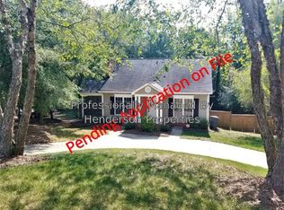 1123 Blueberry Ln, Charlotte, NC 28226