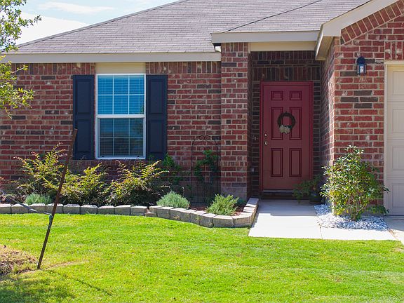 2nd image of 3132 Montserrat Creek Dr