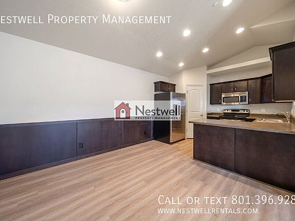 2nd image of 999 W Village River Ln APT B9