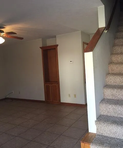 68 Oak Grove Cir #12 — Photo 3
