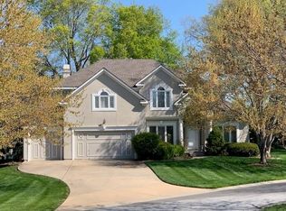 3948 W 131st Ter, Leawood, KS 66209