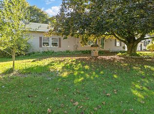 148 Eastern Ave, Augusta, ME 04330