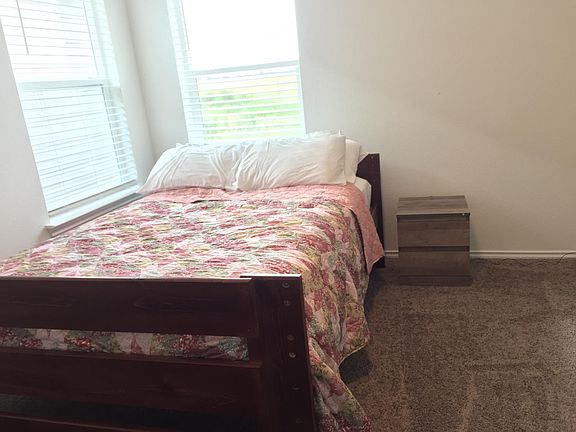 4th image of 649 Bailey Park Dr