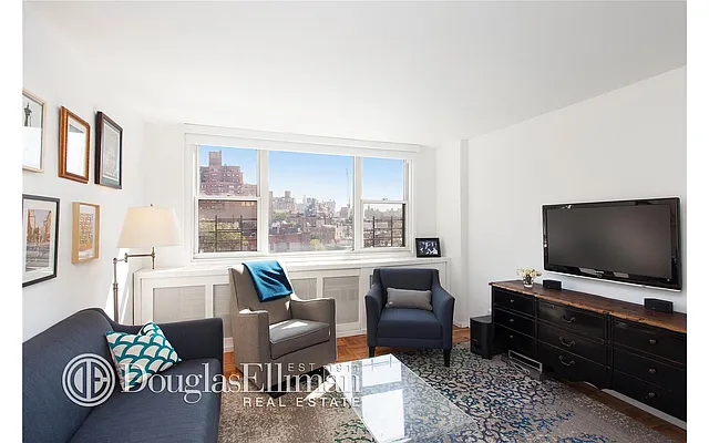 Sold by Douglas Elliman | media 3