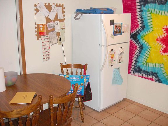 4th image of 8864 United Ln APT A