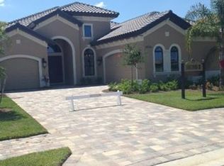 11034 Esteban Dr, Fort Myers, FL 33912