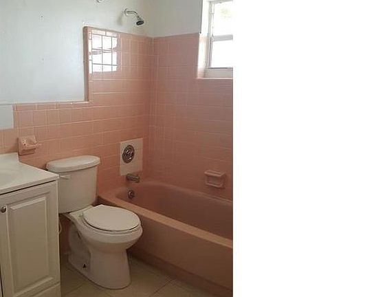 5th image of 4401 N Australian Ave