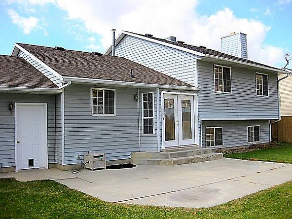 Patio in back