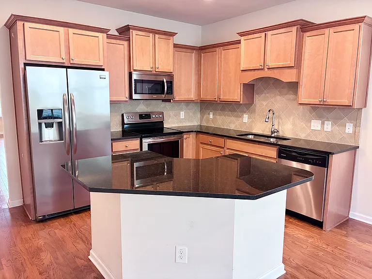 507 Evening Star Dr — Photo 5