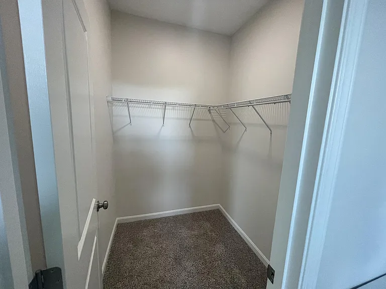 357 Volkert Ave — Photo 6