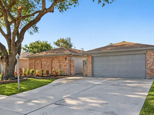 855 Silverpines Rd, Houston, TX 77062