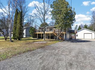 14 Sarna Dr, Tiny, ON L9M 0B3